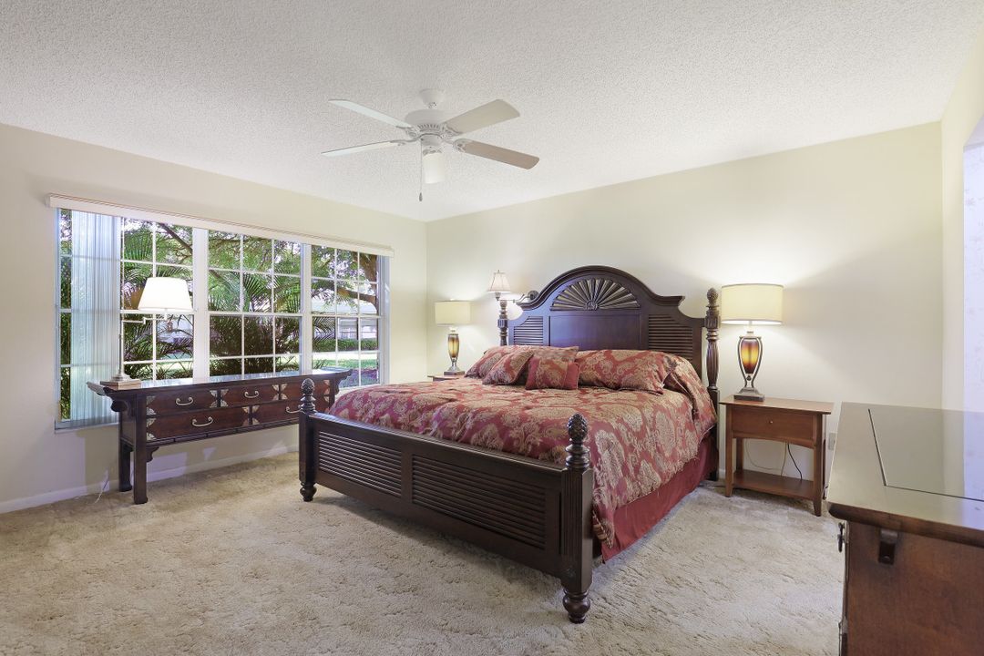 1250 Arcola Dr, Fort Myers, FL 33919