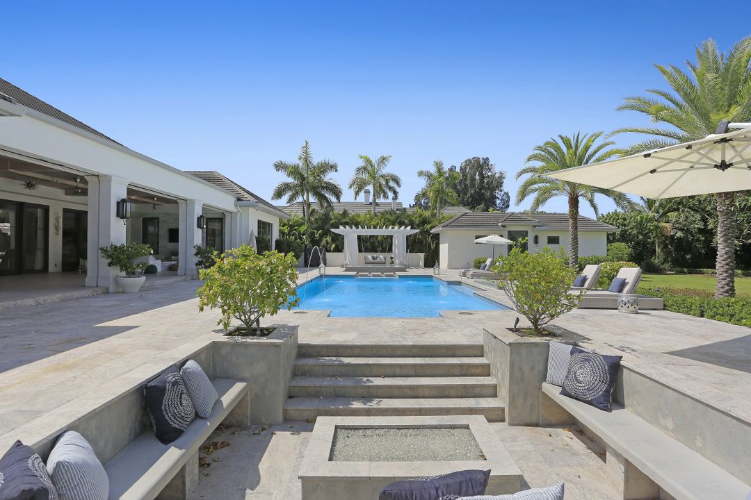 705 Myrtle Rd, Naples, FL 34108