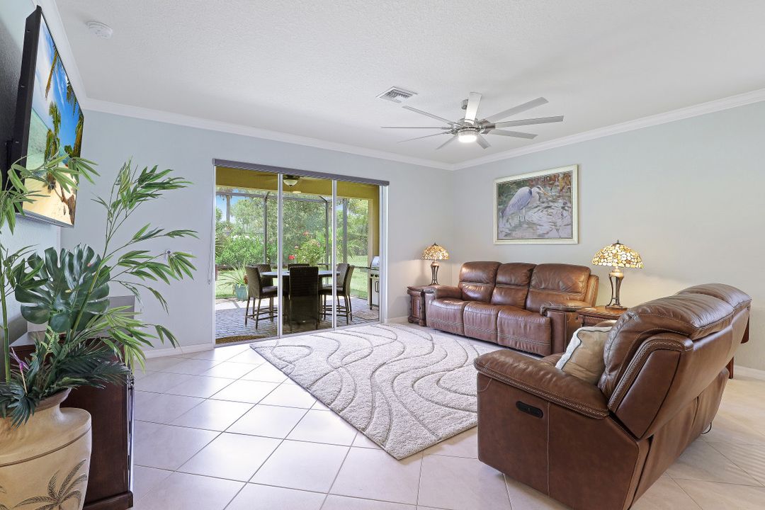2517 Caslotti Way, Cape Coral, FL 33909
