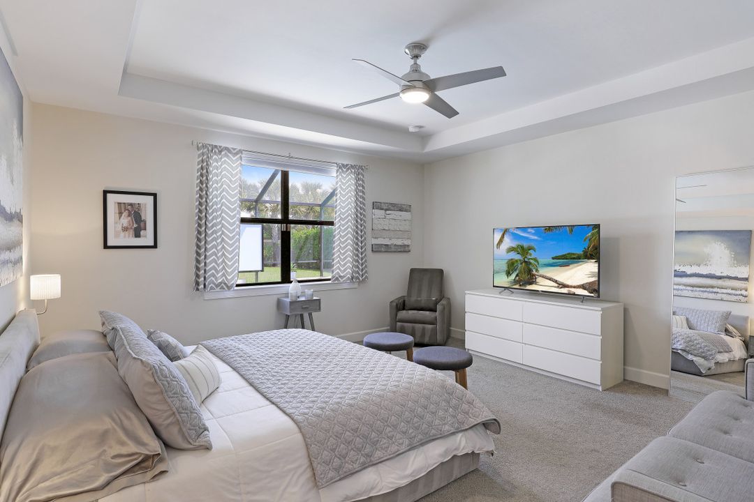 16083 Camden Lakes Cir, Naples, FL 34110