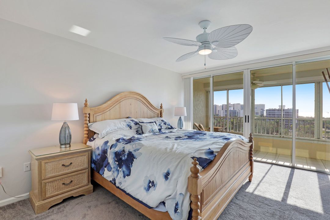 21 Bluebill Ave #603, Naples, FL 34108