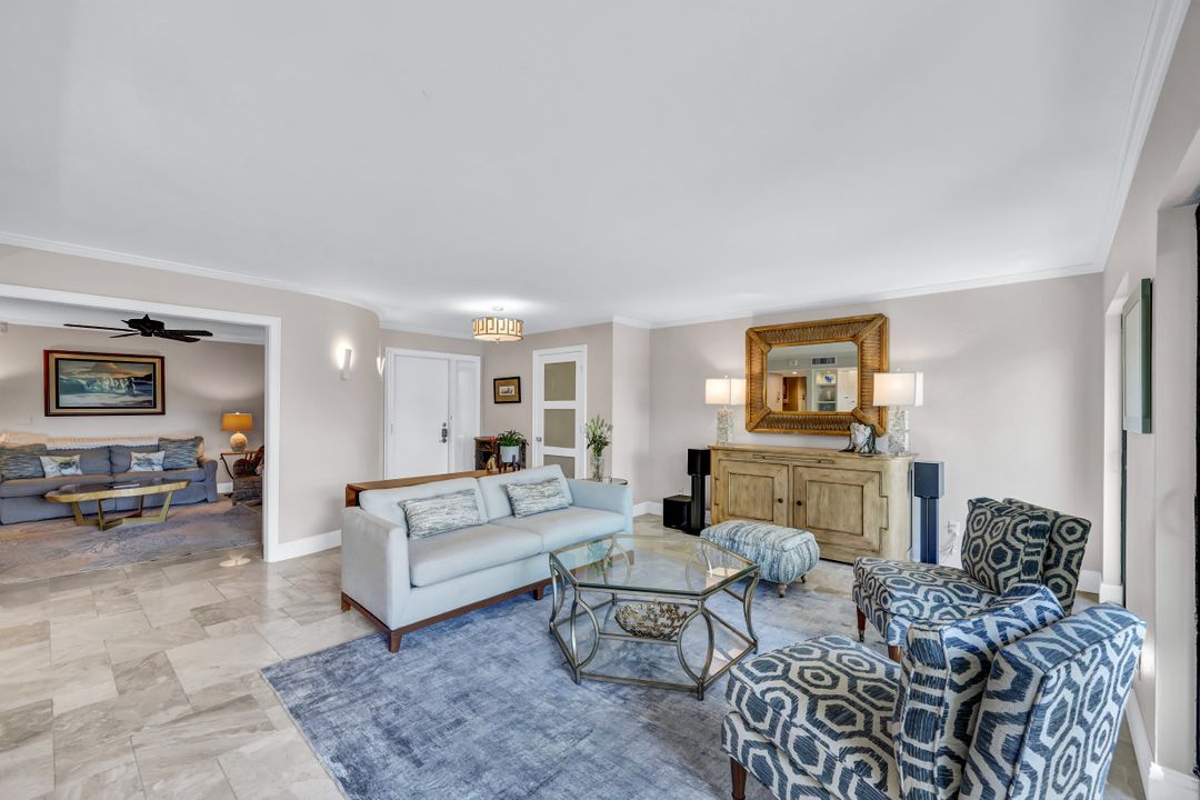 6710 Pelican Bay Blvd #435, Naples, FL 34108