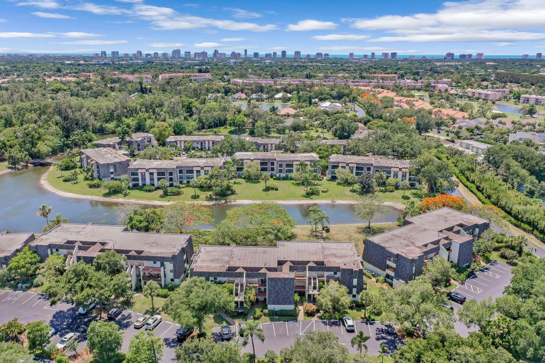 1621 Spoonbill Ln #A, Naples, FL 34105