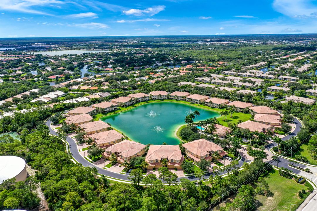 7160 Lemuria Cir #1501, Naples, FL 34109