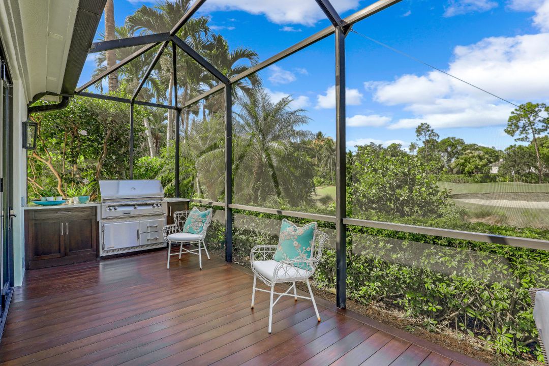 2895 Tiburon Blvd E, Naples, FL 34109