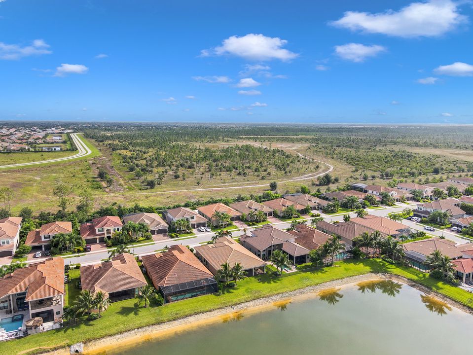 2915 Cinnamon Bay Cir, Naples, FL 34119