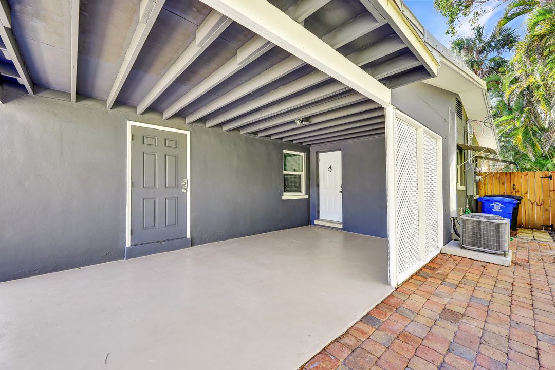 2668 Michigan Ave, Fort Myers, FL 33916