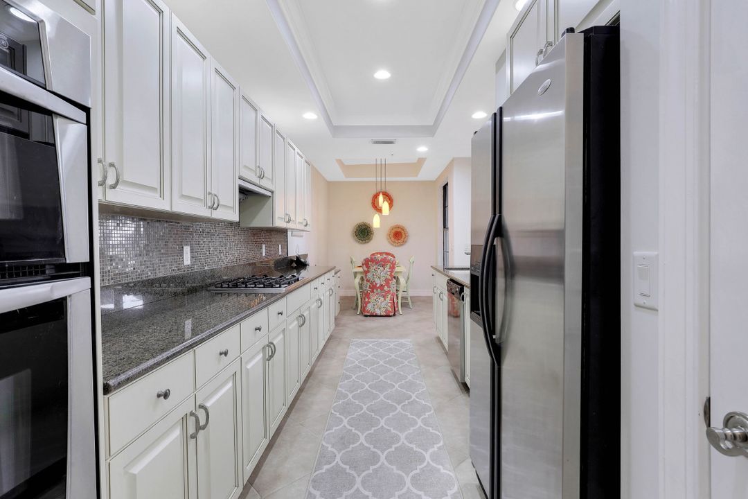 10731 Mirasol Dr #201, Miromar Lakes, FL 33913