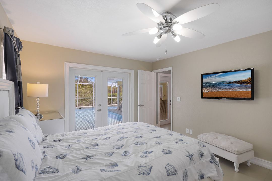 541 S Heathwood Dr, Marco Island, FL 34145