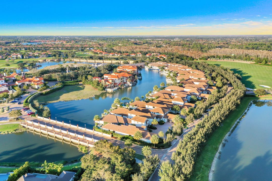 16428 Talis Park Dr, Naples, FL 34110