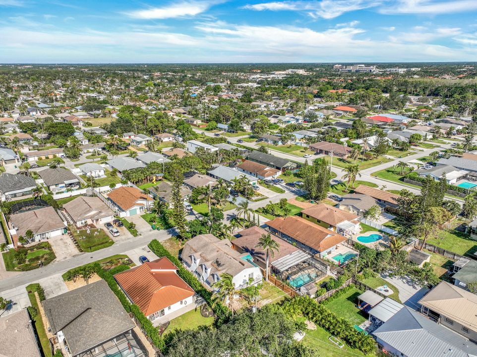 778 100th Ave N, Naples, FL 34108