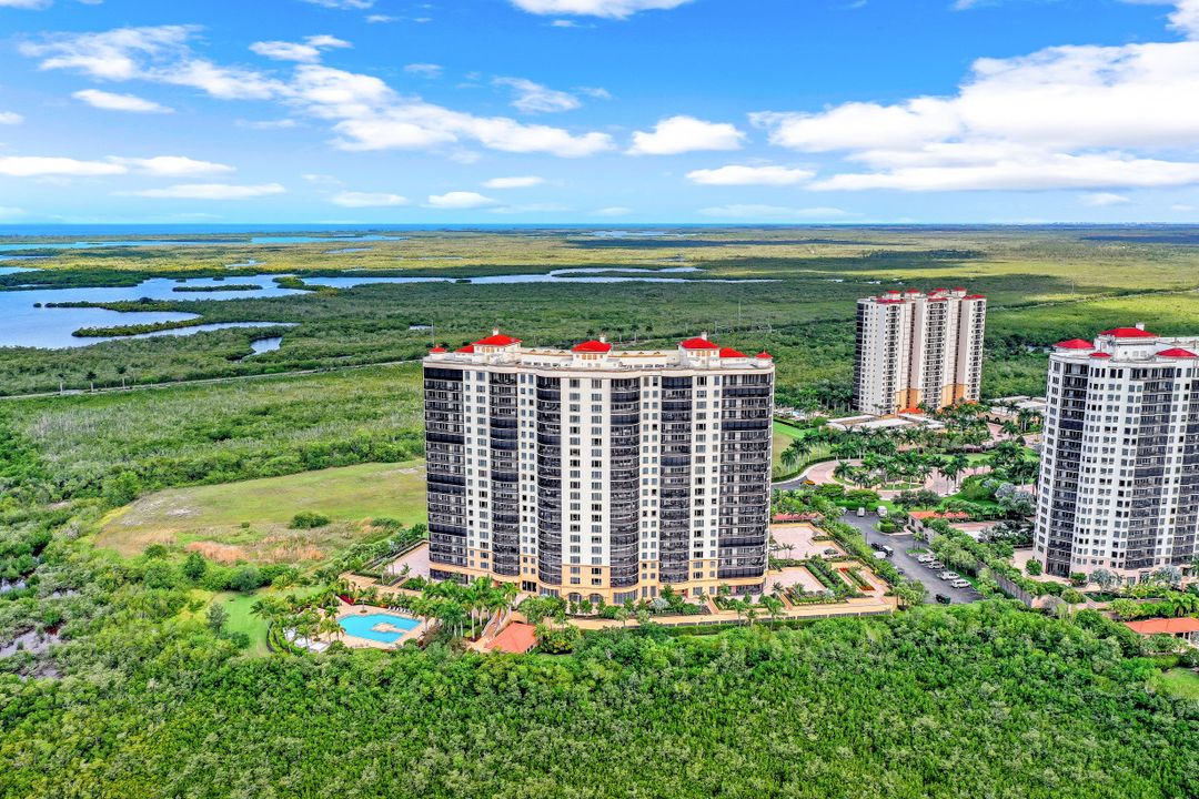 1050 Borghese Ln #804, Naples, FL 34114