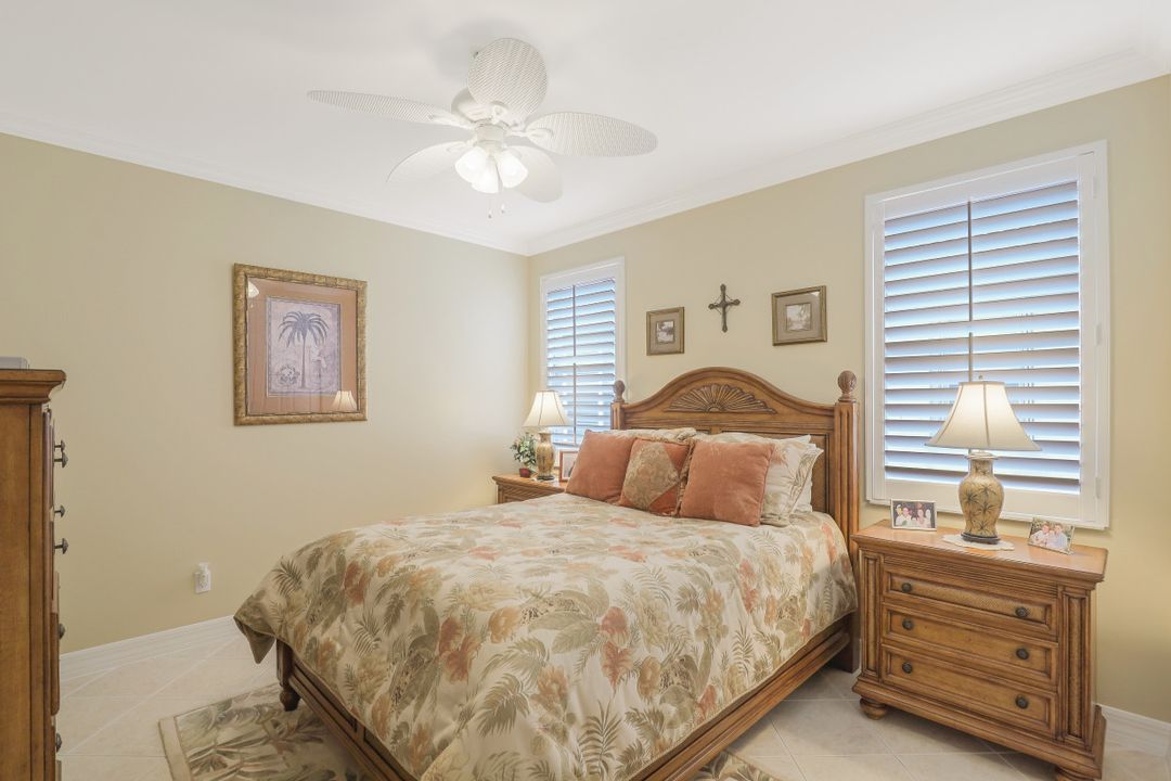 1818 Senegal Date Dr, Naples, FL 34119