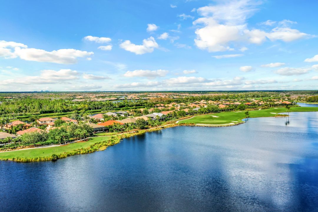 9795 Nickel Ridge Cir, Naples, FL 34120