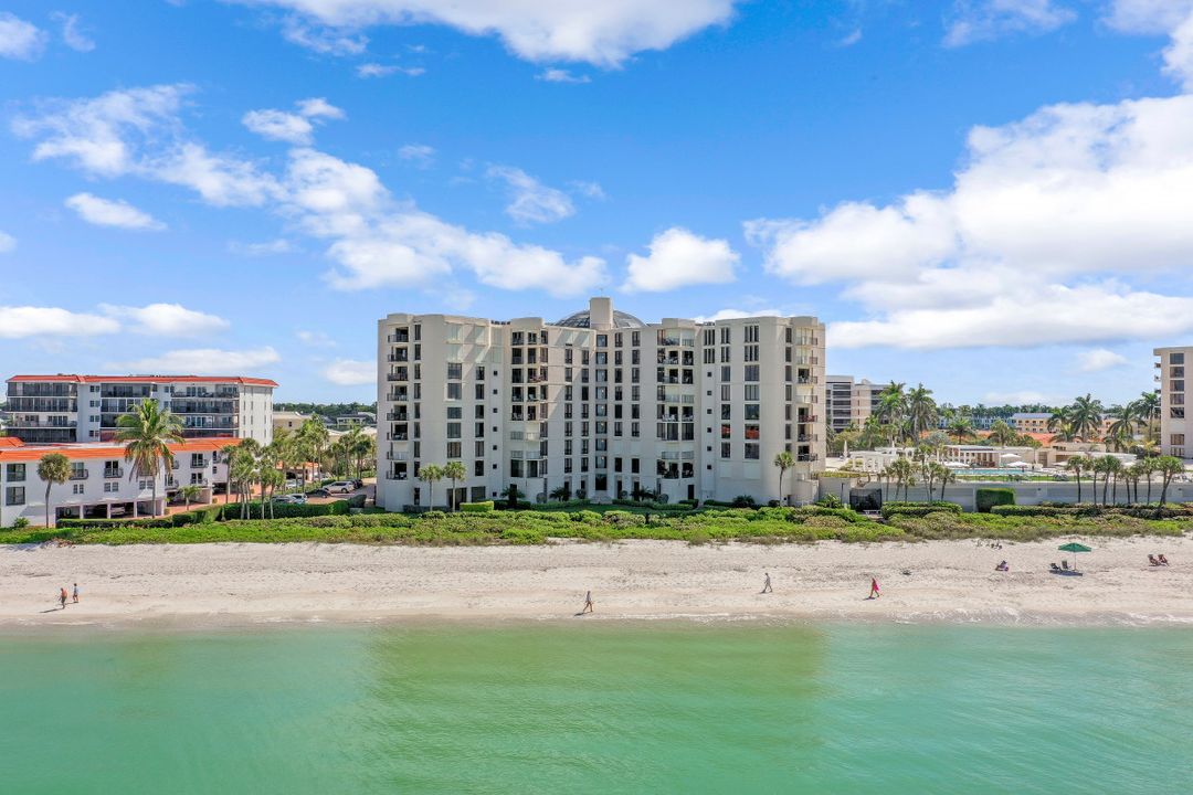 3215 Gulf Shore Blvd N #205, Naples, FL 34103