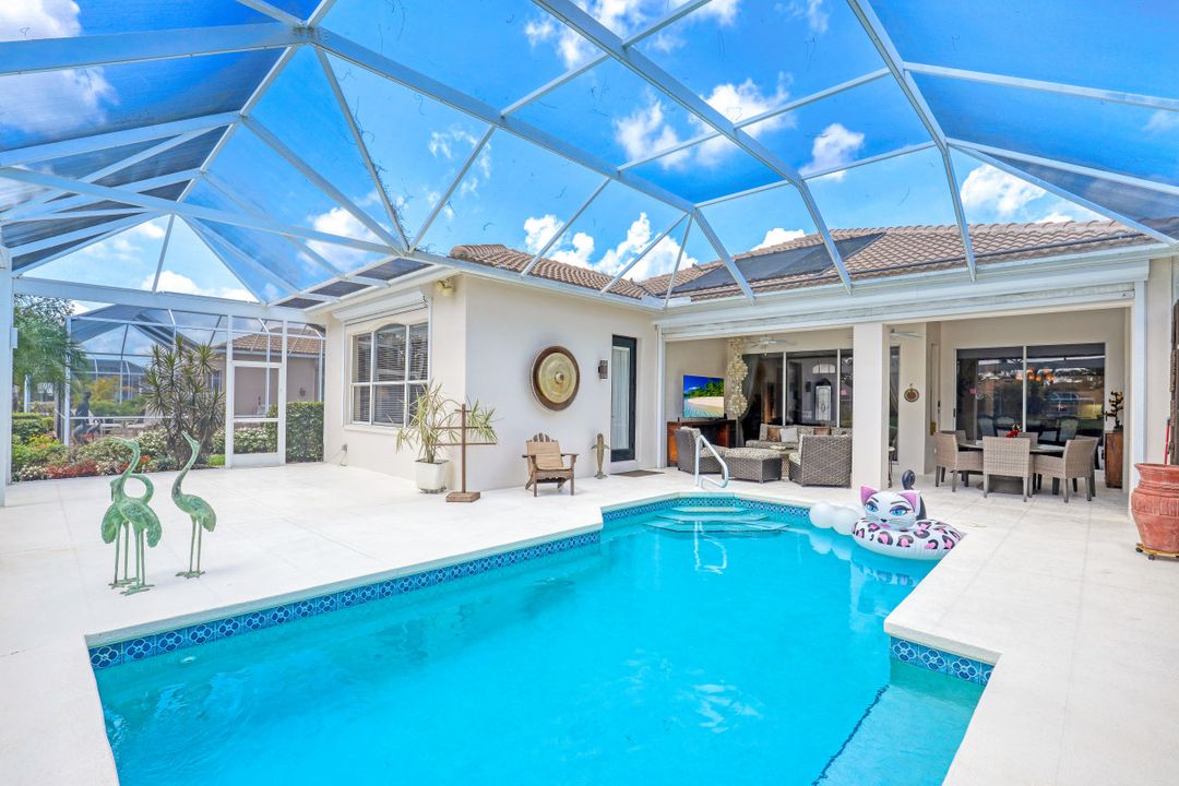 8586 Gleneagle Way, Naples, FL 34120