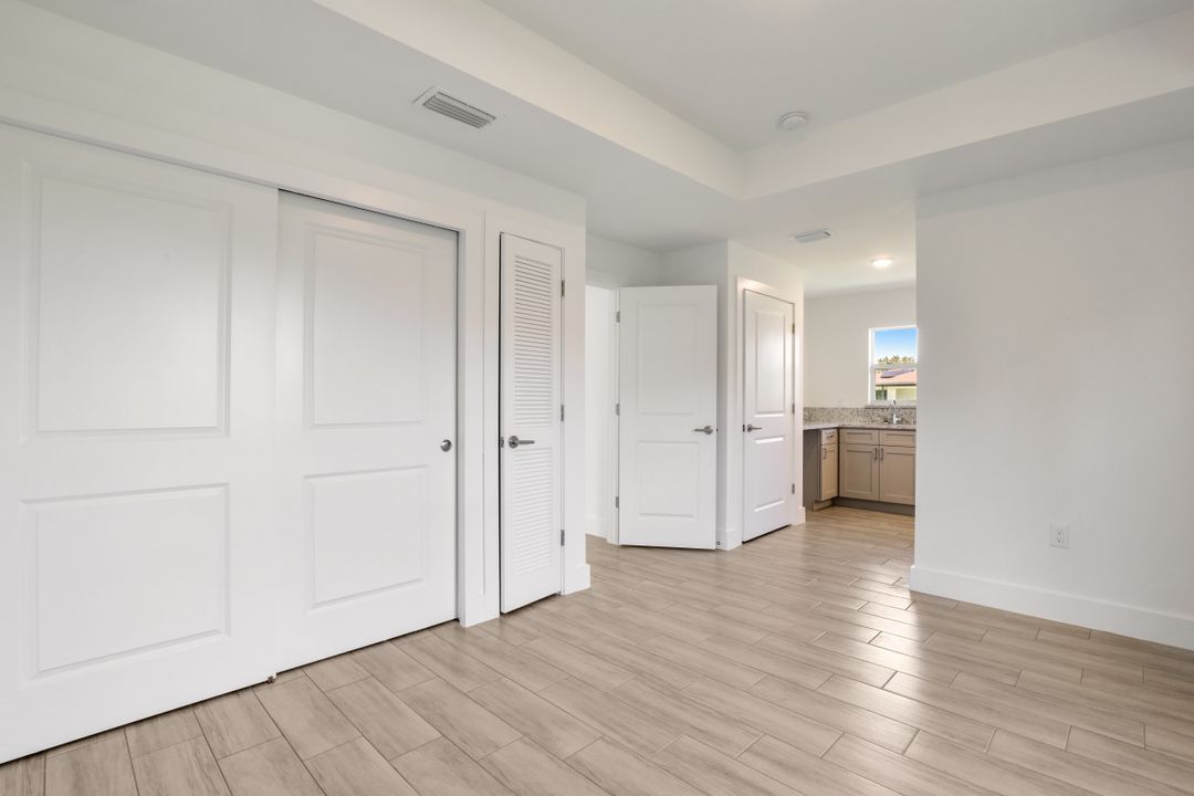 3410 34th St SW, Lehigh Acres, FL 33976