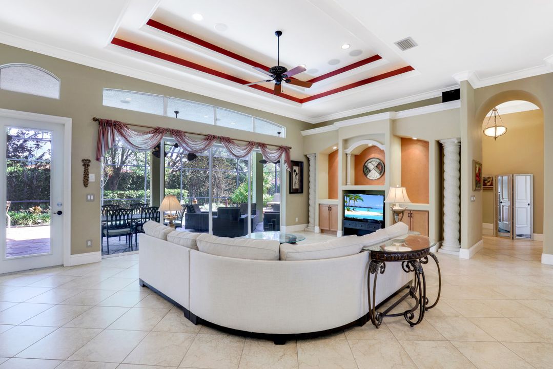 9772 Treasure Cay Ln, Bonita Springs, FL 34135