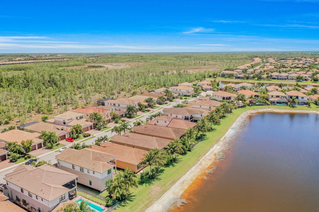 2797 Cinnamon Bay Cir, Naples, FL 34119