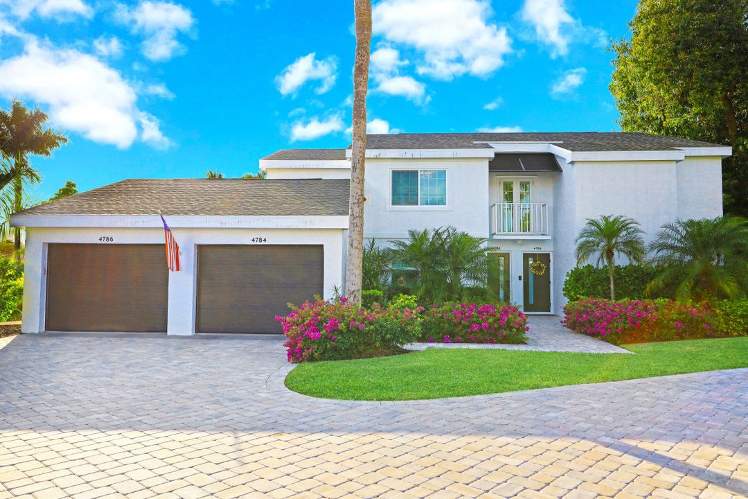 4786 West Blvd #B-201, Naples, FL 34103