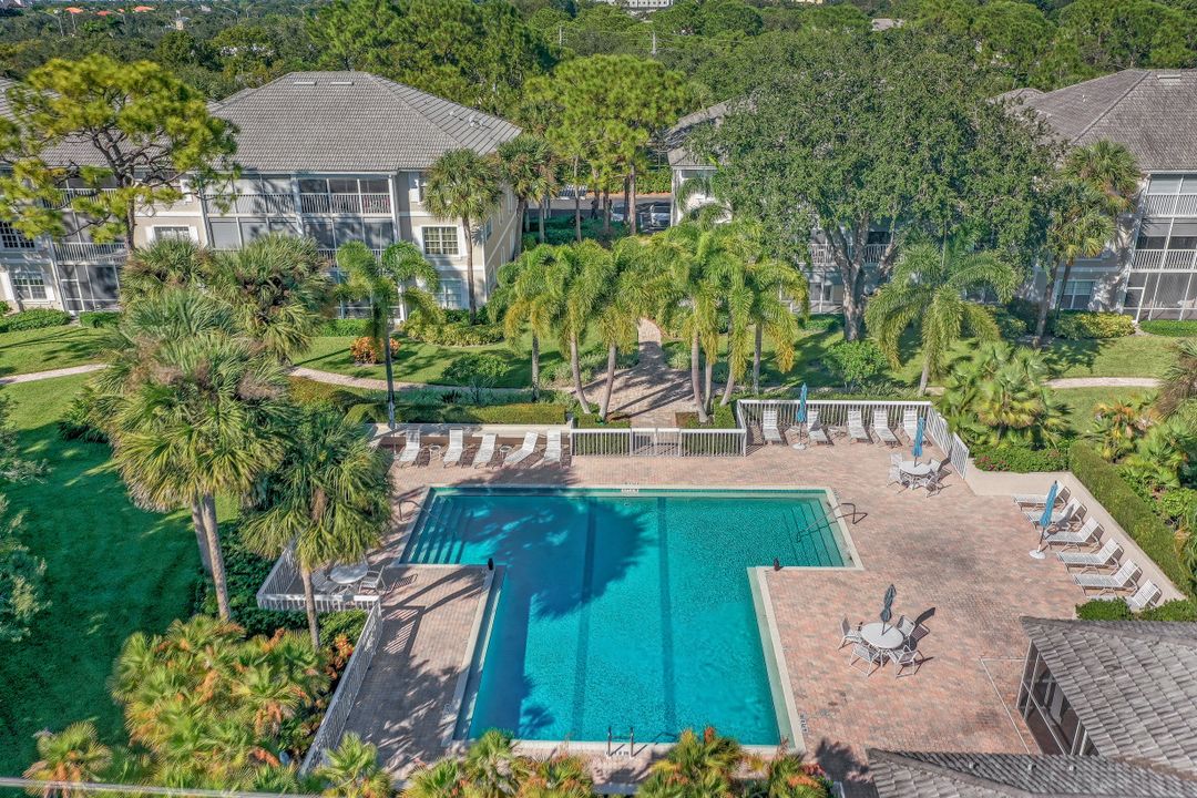432 Sugar Pine Ln #432, Naples, FL 34108