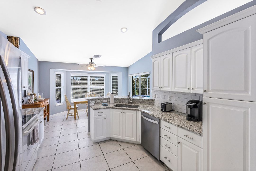 951 Dolphin Ct, Marco Island, FL 34145