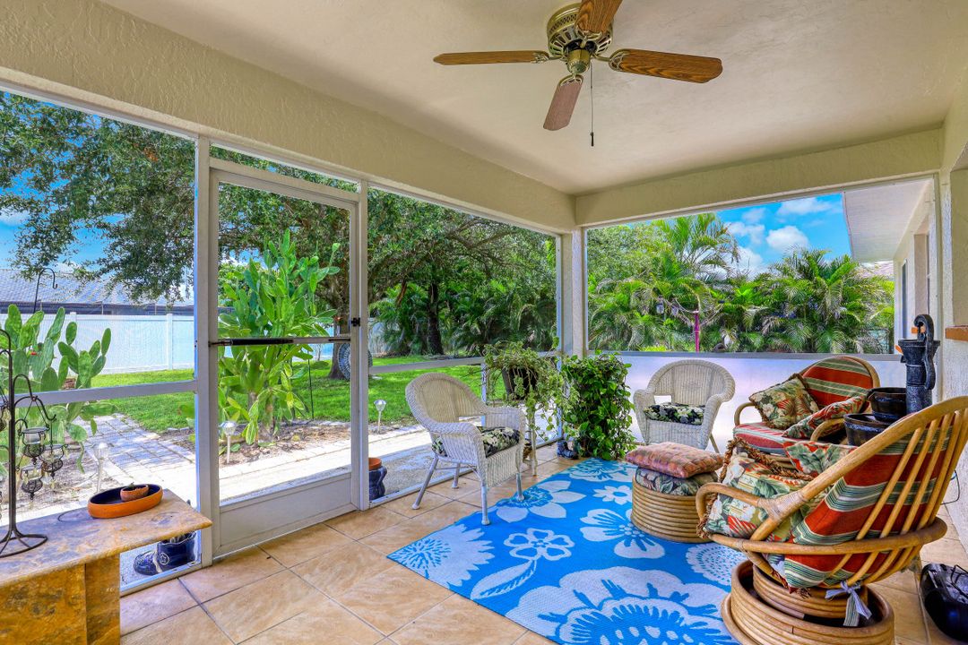 918 Santa Barbara Blvd, Cape Coral, FL 33991