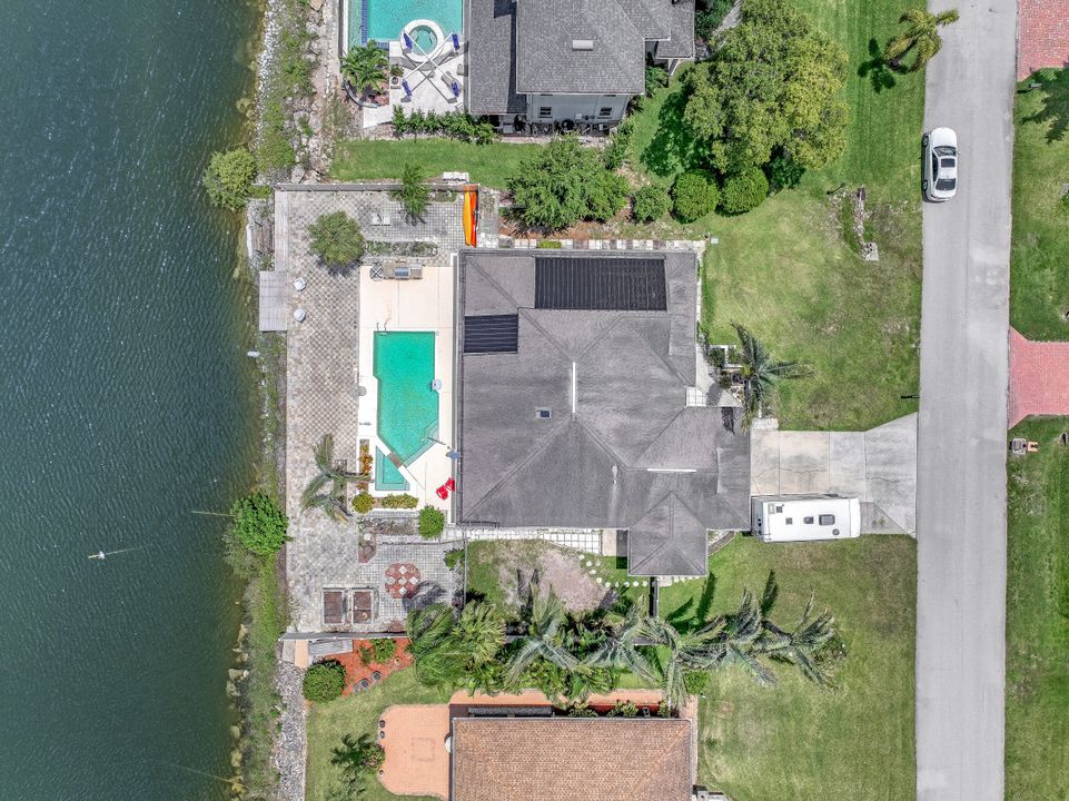 27329 Rue De Paix, Bonita Springs, FL 34135