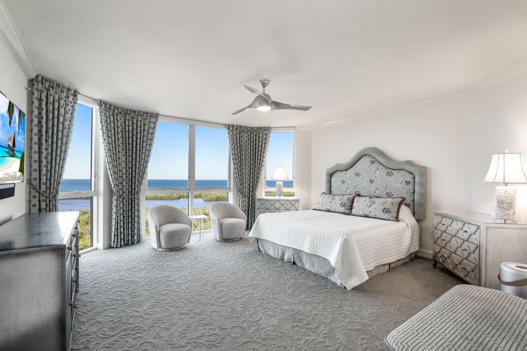 6597 Nicholas Blvd #1501, Naples, FL 34108