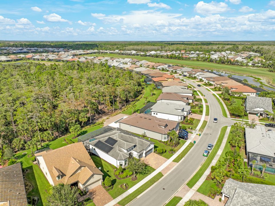 9431 Greyhawk Trl, Naples, FL 34120