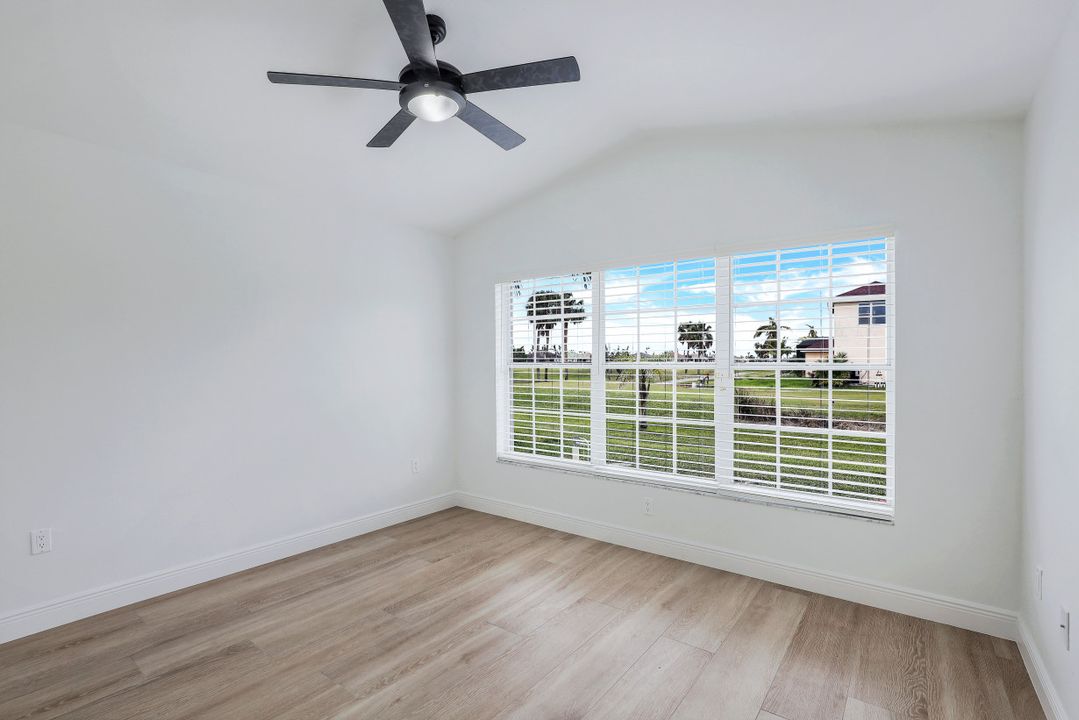 11602 Royal Tee Cir, Cape Coral, FL 33991