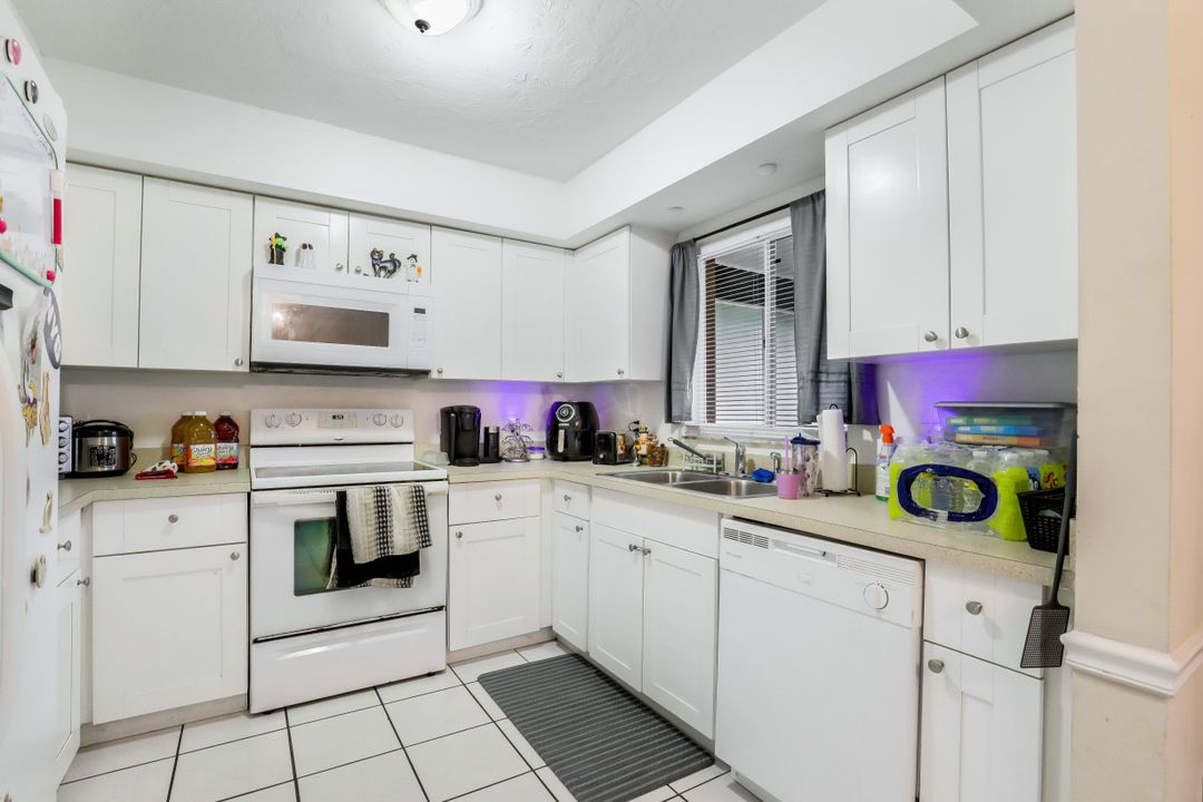 116 SW 31st St, Cape Coral, FL 33914