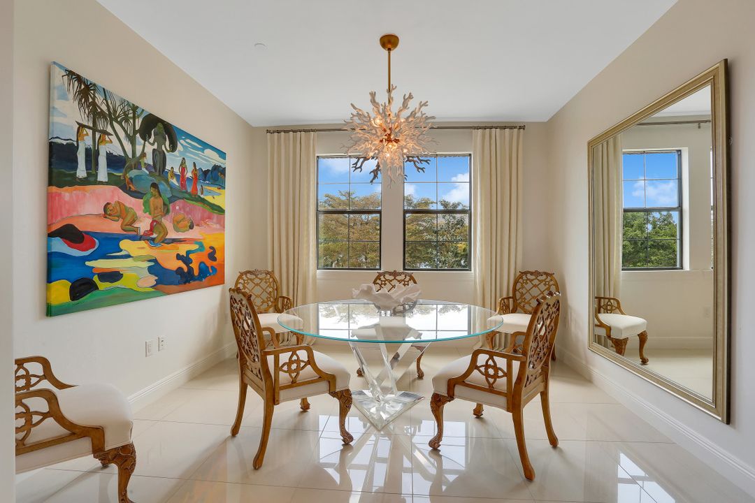 16390 Viansa Way #102, Naples, FL 34110