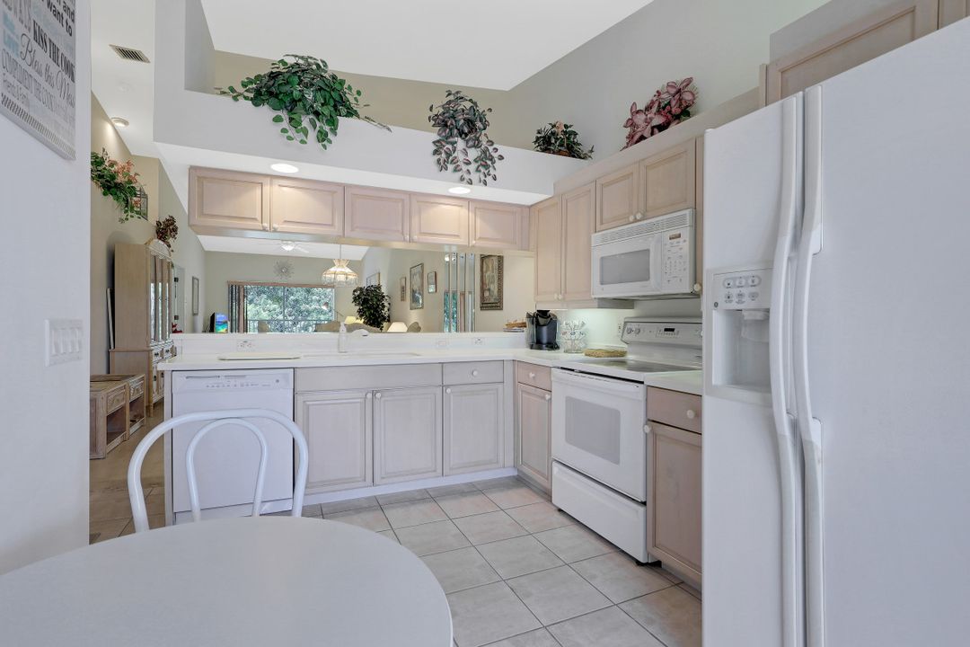 1650 Windy Pines Dr #8, Naples, FL 34112