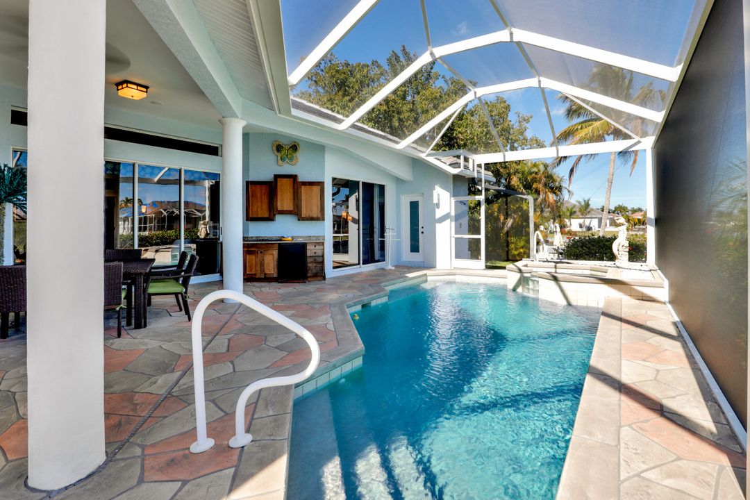 148 Geranium Ct, Marco Island, FL 34145