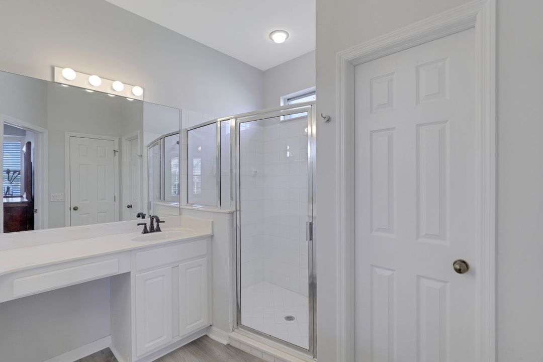 9051 Pittsburgh Blvd, Fort Myers, FL 33967