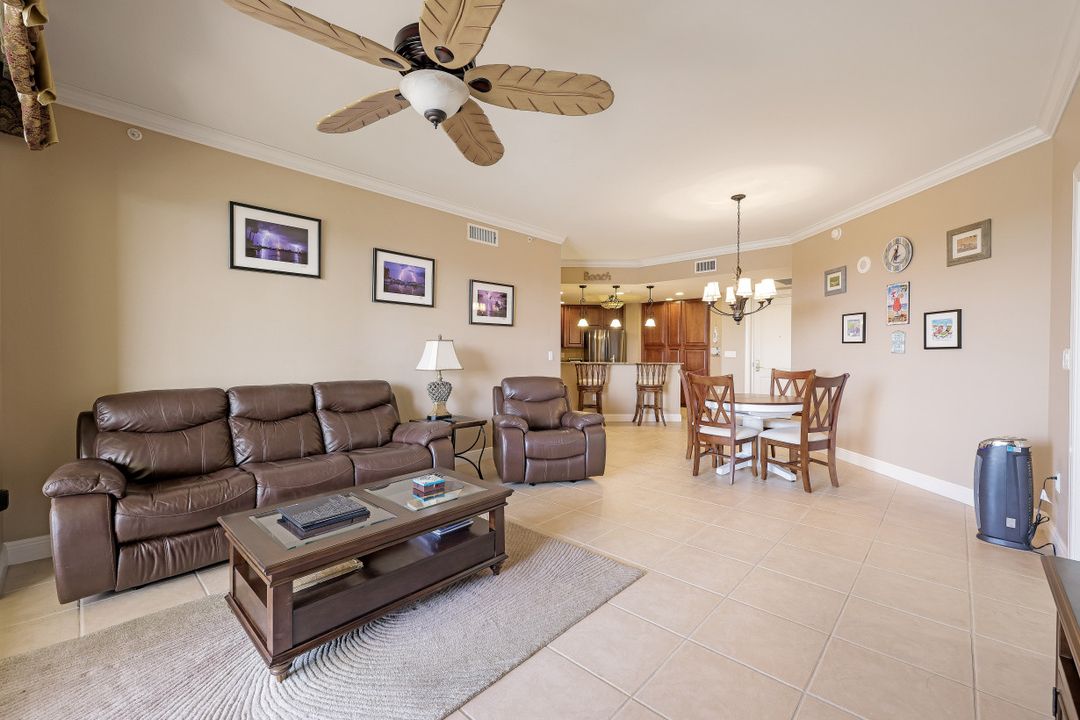 5781 Cape Harbour Dr #910, Cape Coral, FL 33914