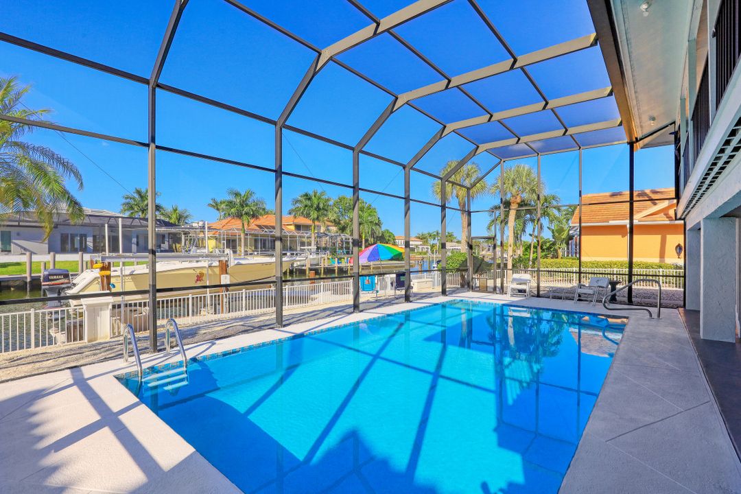 1672 Barbarosa Ct, Marco Island, FL 34145