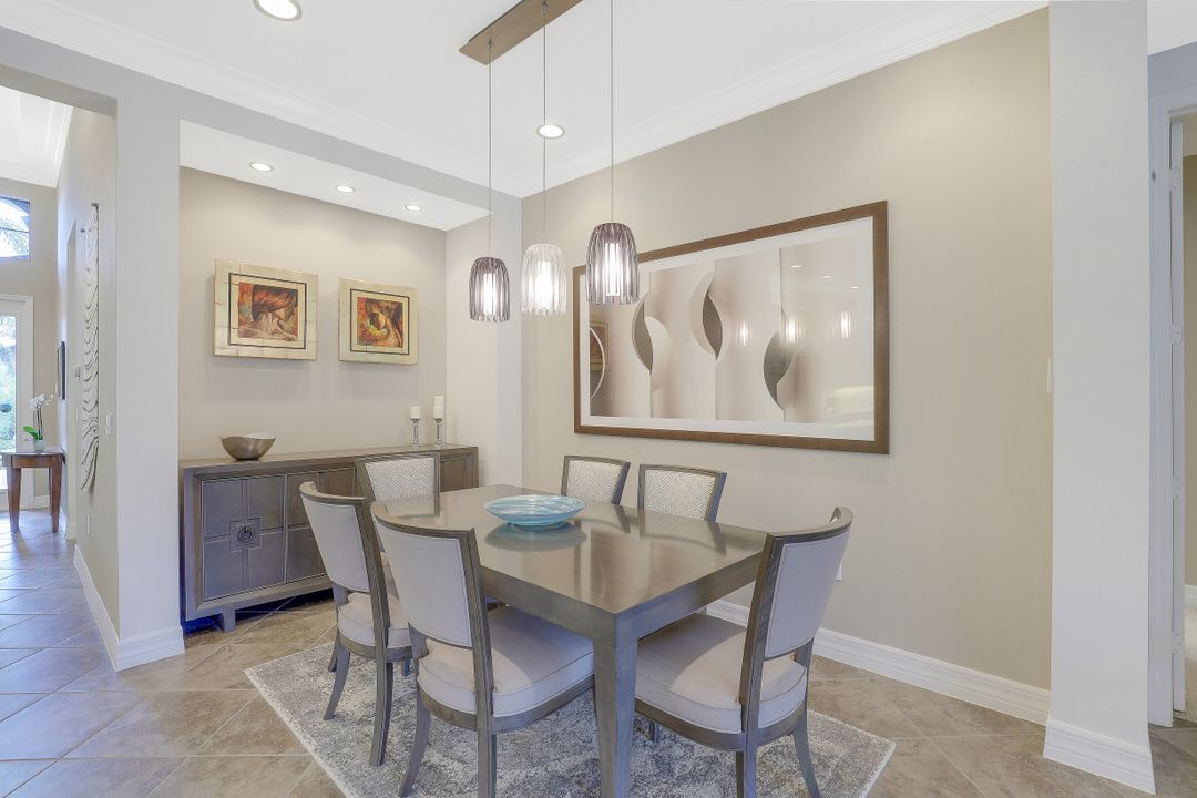 3367 Pacific Dr, Naples, FL 34119