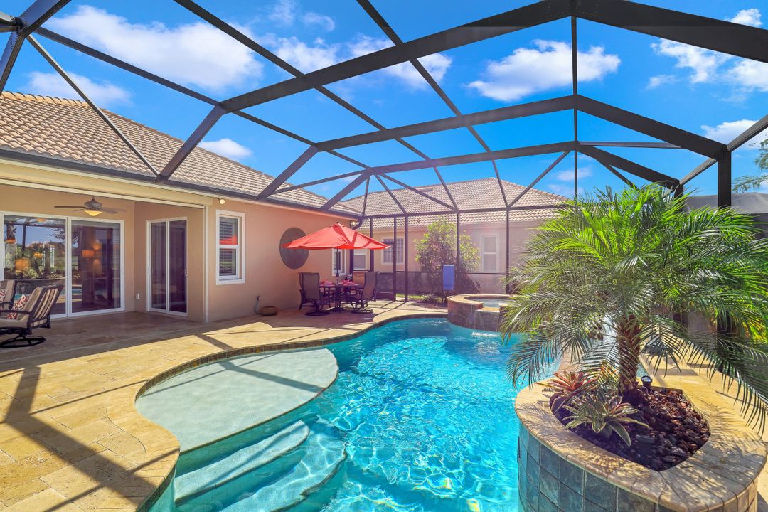 10327 Gator Bay Ct, Naples, FL 34120