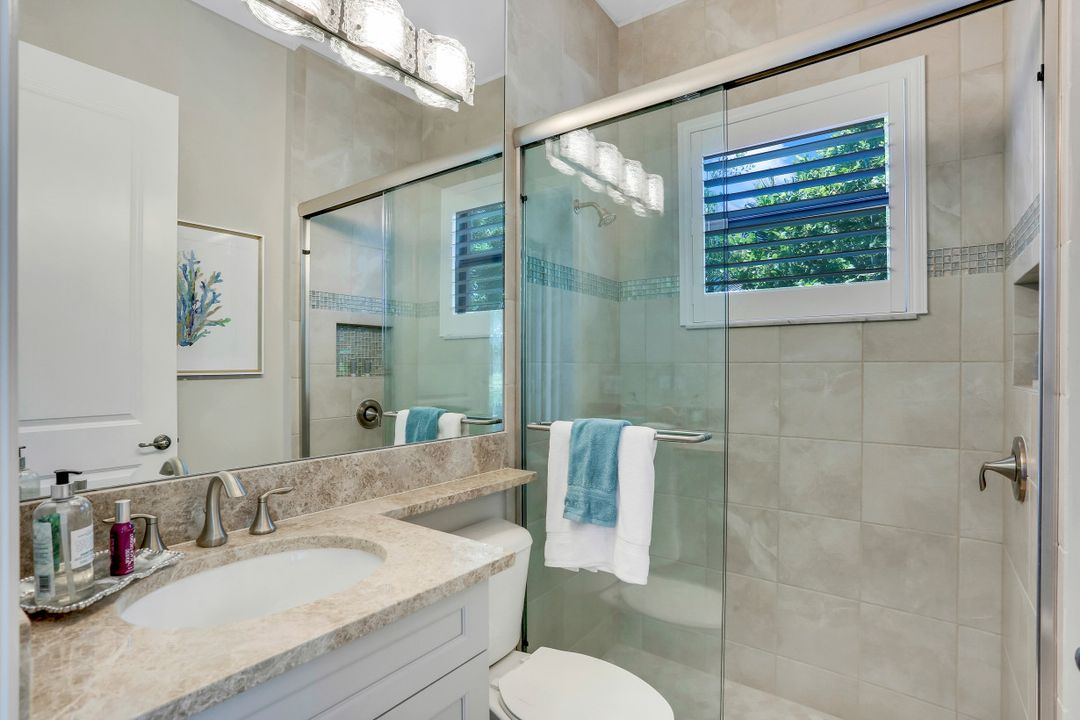 4600 Azalea Dr, Naples, FL 34119