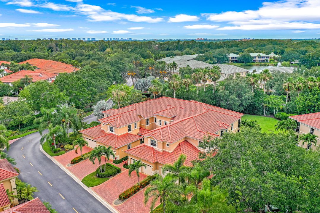 565 El Camino Real, Naples, FL 34119