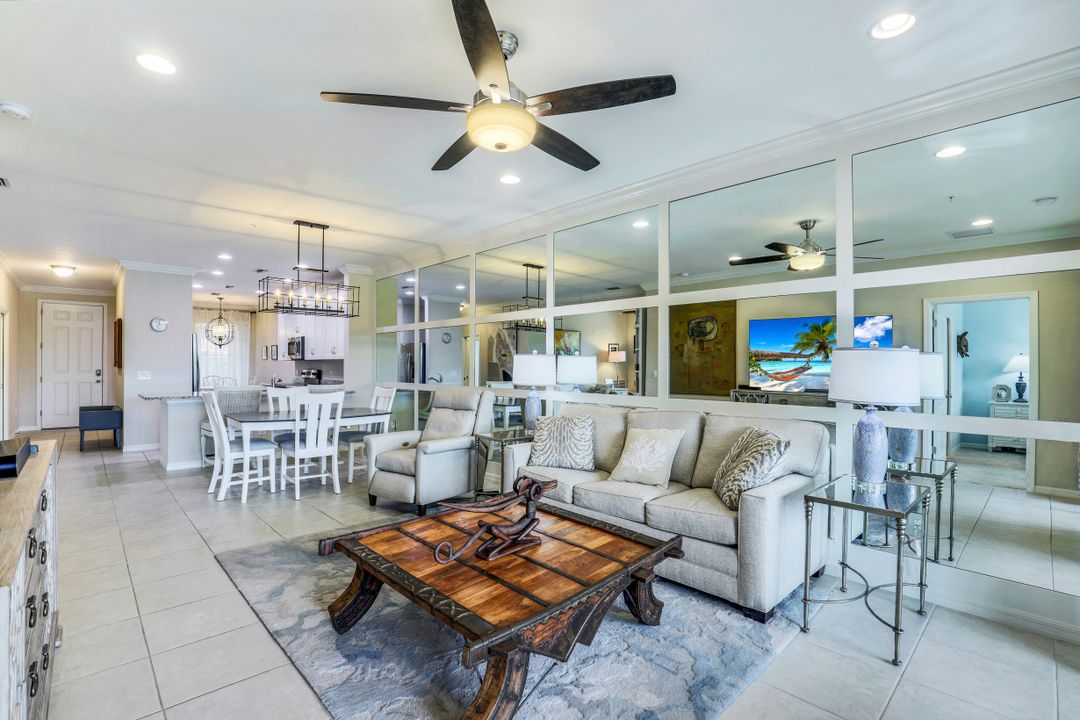 9420 Benvenuto Ct #104, Naples, FL 34119