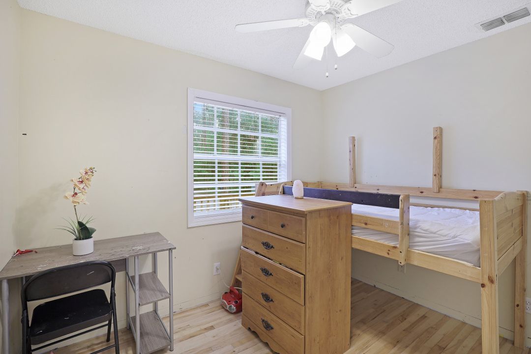 3611 8th Ave SE, Naples, FL 34117