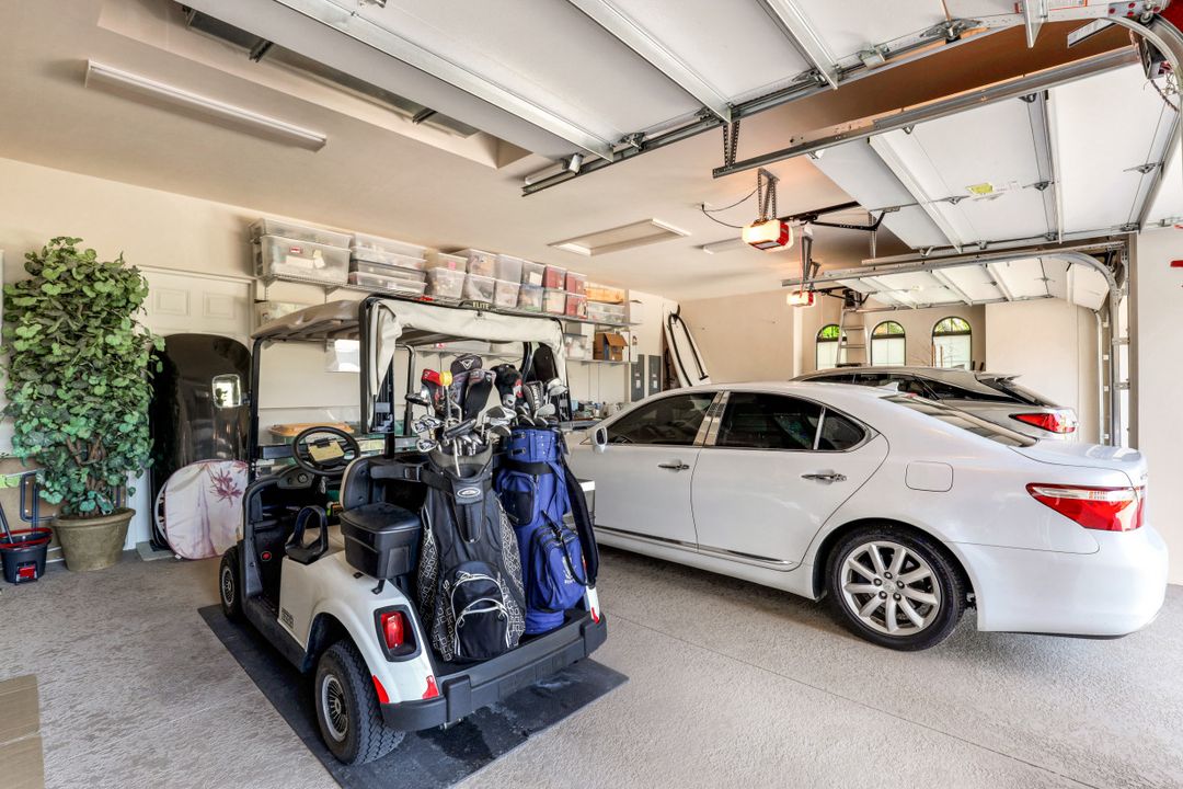 16462 Seneca Way, Naples, FL 34110