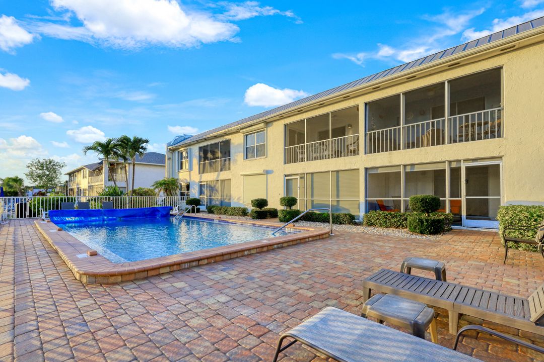 912 SE 46th St #202, Cape Coral, FL 33904