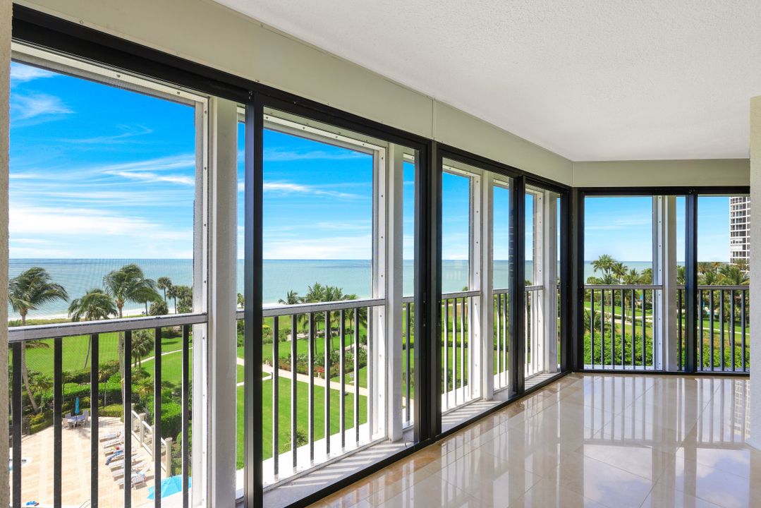 4401 Gulf Shore Blvd N #601, Naples, FL 34103