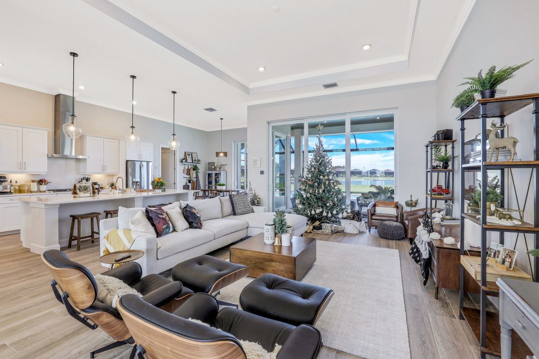 18421 WildBlue Blvd, Fort Myers, FL 33913