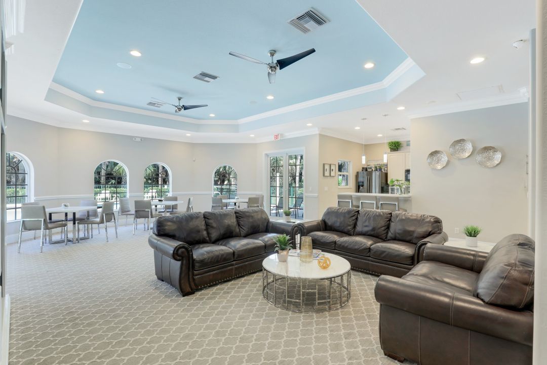 3738 Recreation Ln, Naples, FL 34116