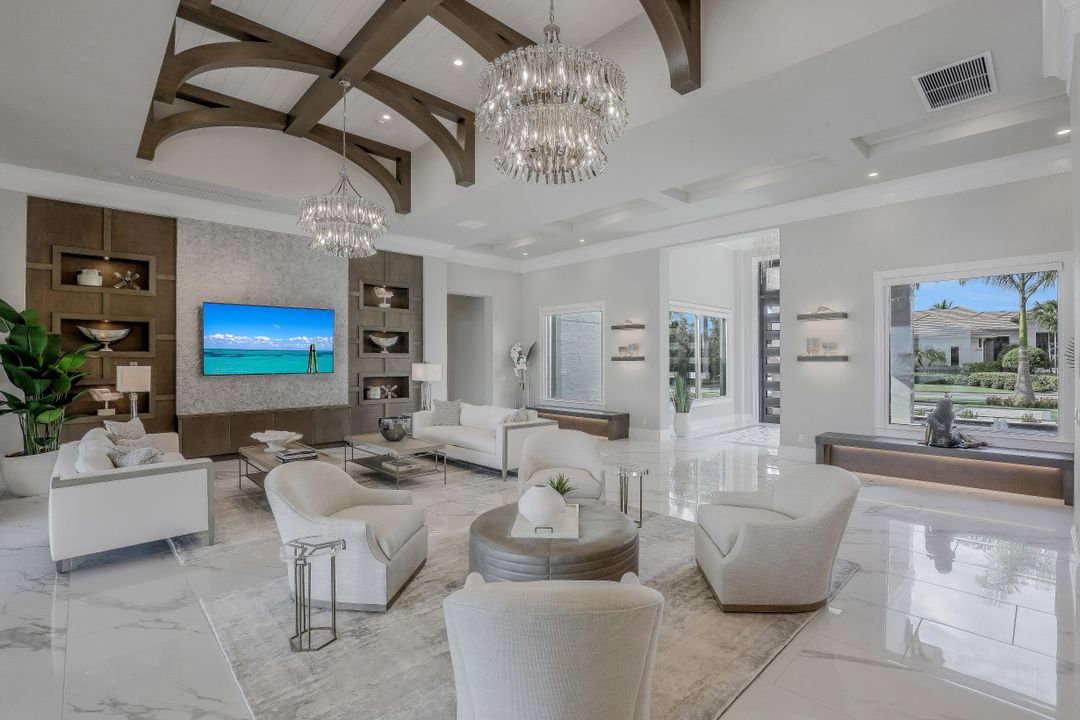 5937 Sunnyslope Dr, Naples, FL 34119